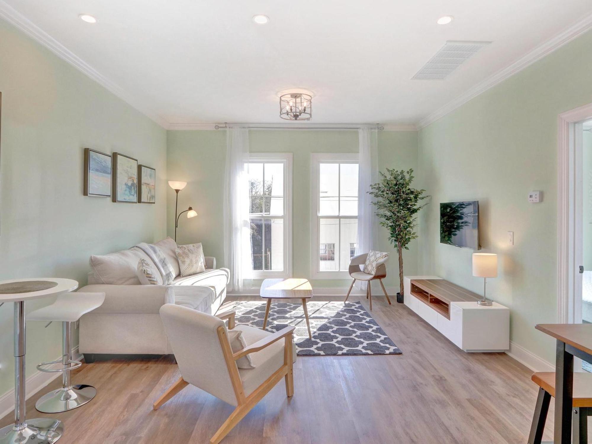 Gaston Hideaway Apartment Savannah Bagian luar foto